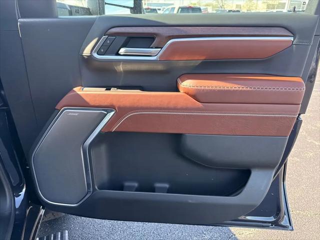 2026 GMC Sierra 2500HD Crew Cab, Standard Bed, Denali Ultimate, 4WD