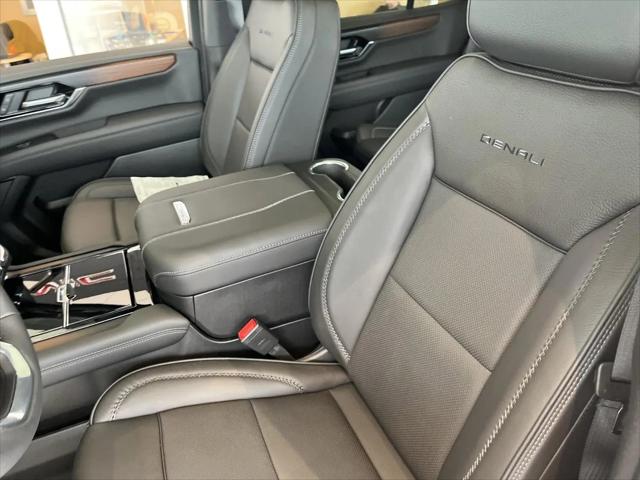 2026 GMC Yukon 4WD Denali