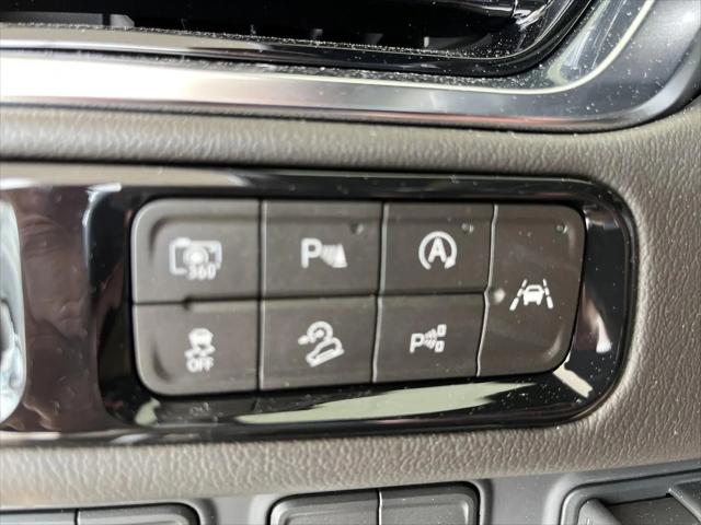 2026 GMC Yukon 4WD Denali