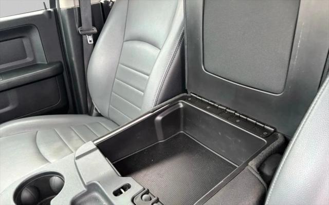 2022 Ram 1500 Classic Tradesman Crew Cab 4x4 5'7" Box