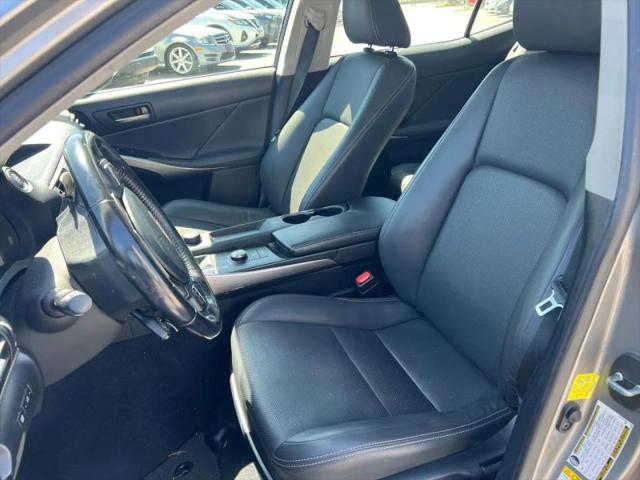2017 Lexus IS 300 300