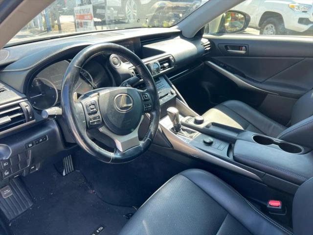 2017 Lexus IS 300 300