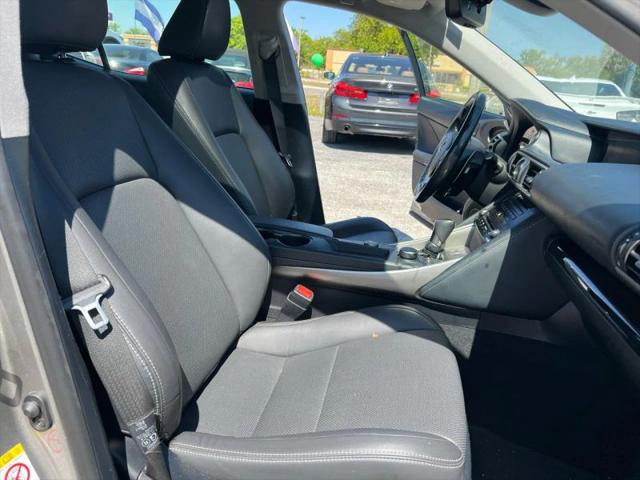 2017 Lexus IS 300 300