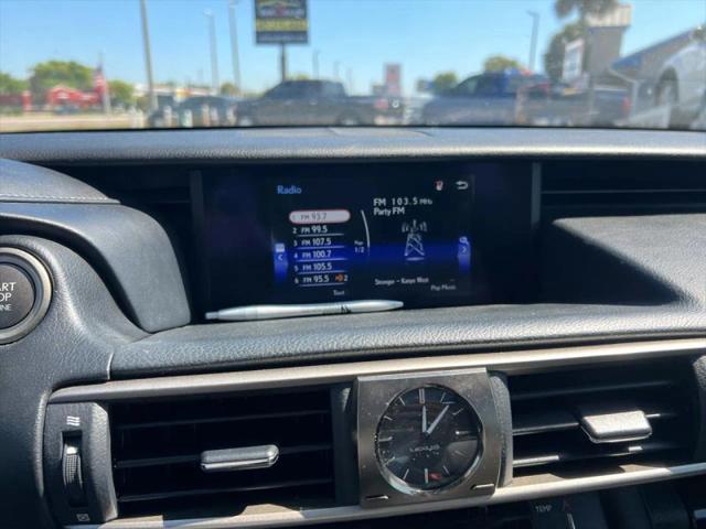 2017 Lexus IS 300 300