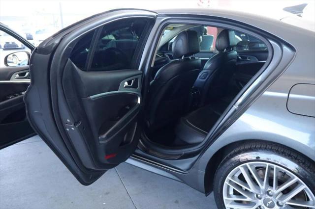 2021 Genesis G70 2.0T RWD