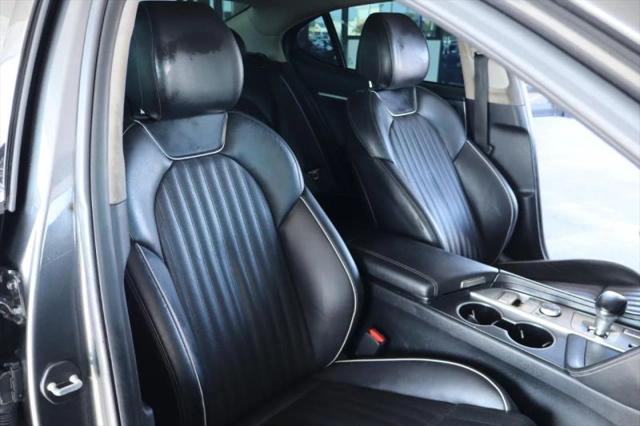 2021 Genesis G70 2.0T RWD