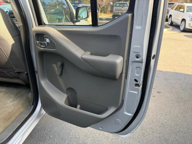2016 Nissan Frontier SV