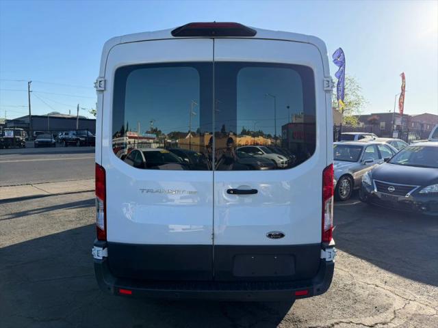 2018 Ford Transit Medium Roof w/Sliding Side Door w/RWB