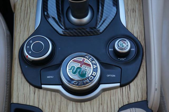 2017 Alfa Romeo Giulia Ti AWD
