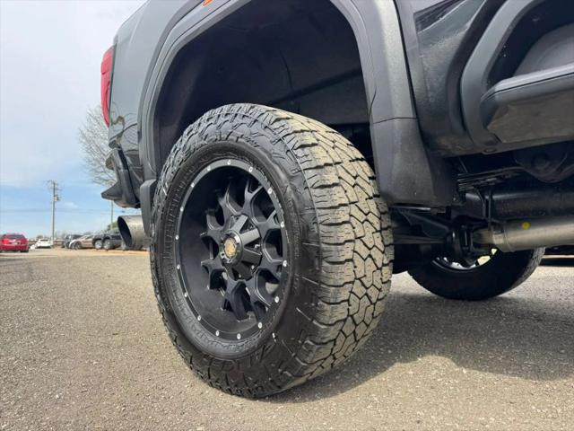 2023 GMC Sierra 2500HD 4WD Crew Cab Standard Bed AT4