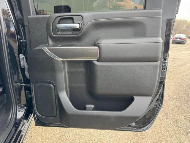 2023 GMC Sierra 2500HD 4WD Crew Cab Standard Bed AT4