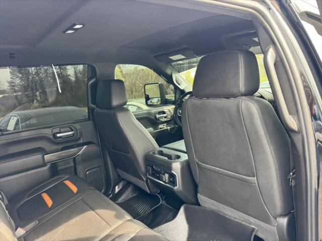 2023 GMC Sierra 2500HD 4WD Crew Cab Standard Bed AT4