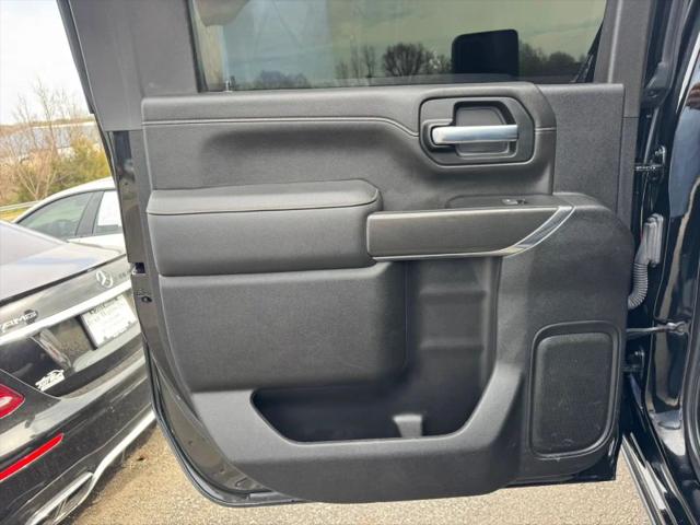 2023 GMC Sierra 2500HD 4WD Crew Cab Standard Bed AT4