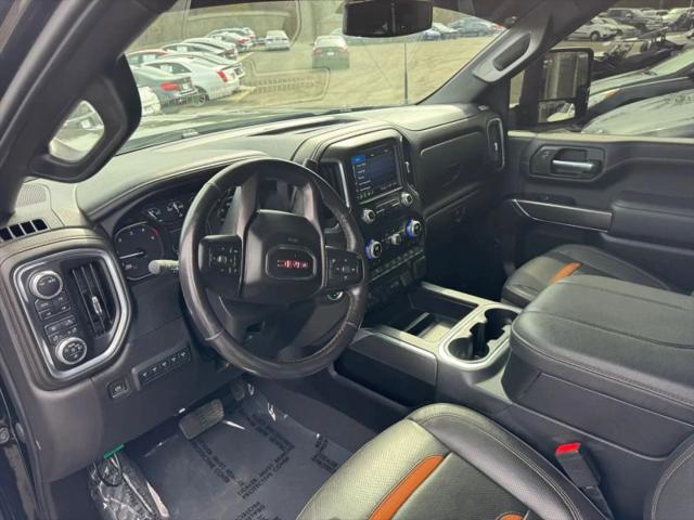 2023 GMC Sierra 2500HD 4WD Crew Cab Standard Bed AT4