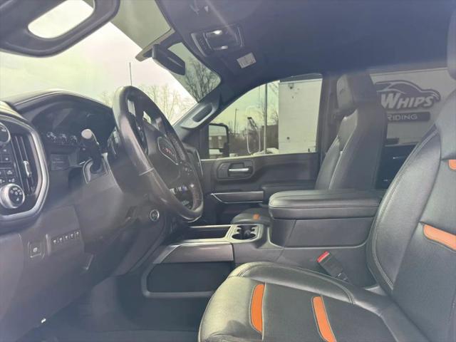 2023 GMC Sierra 2500HD 4WD Crew Cab Standard Bed AT4