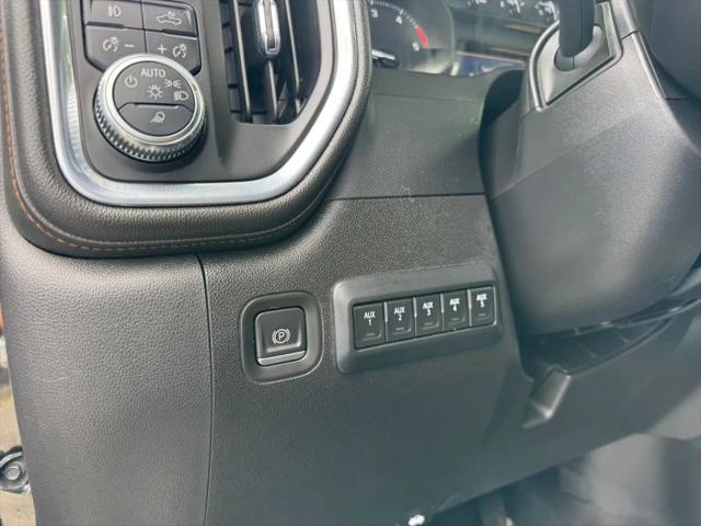2023 GMC Sierra 2500HD 4WD Crew Cab Standard Bed AT4