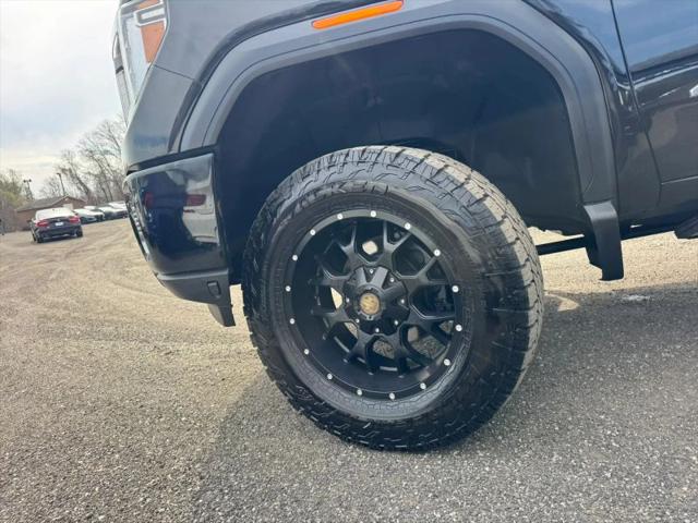 2023 GMC Sierra 2500HD 4WD Crew Cab Standard Bed AT4