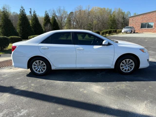 2014 Toyota Camry LE