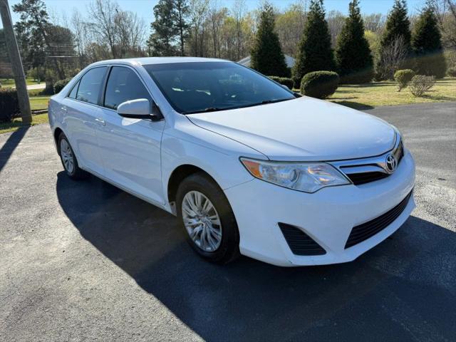 2014 Toyota Camry LE