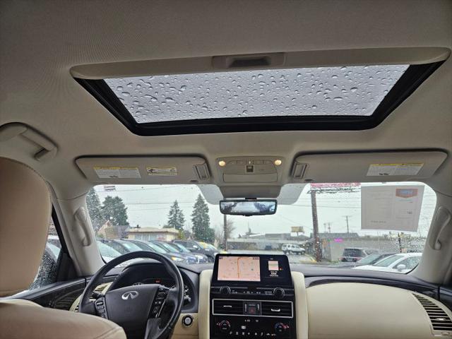 2023 INFINITI QX80 LUXE AWD