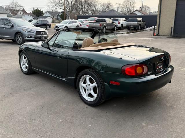 1999 Mazda MX-5 Base