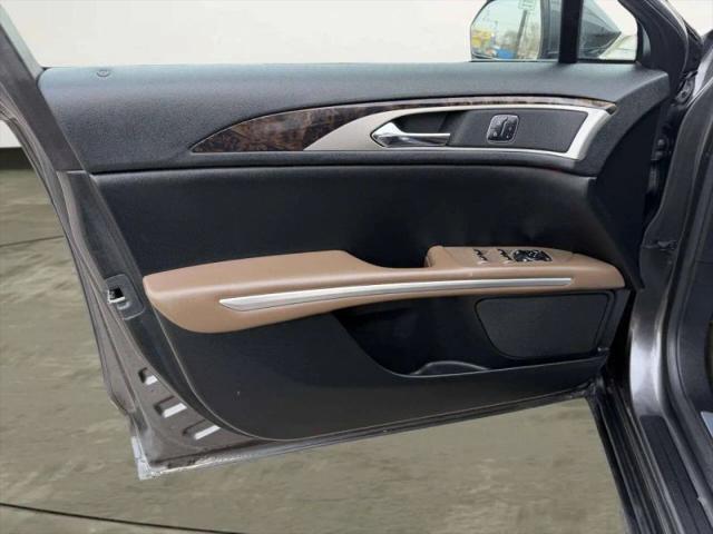 2015 Lincoln MKZ Hybrid Base