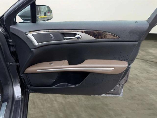 2015 Lincoln MKZ Hybrid Base