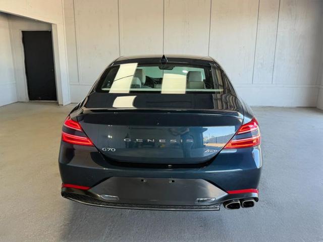 2022 Genesis G70 2.0T AWD