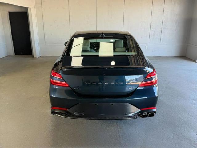 2022 Genesis G70 2.0T AWD
