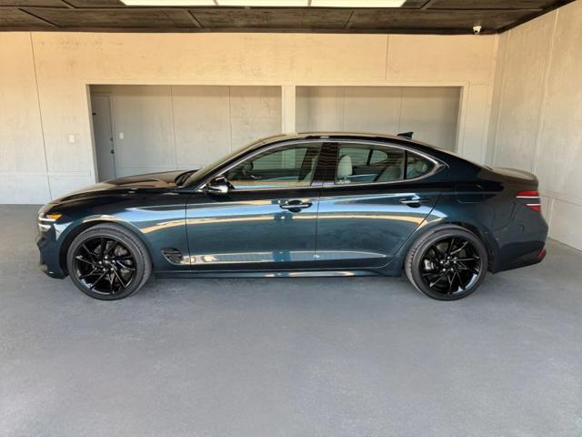 2022 Genesis G70 2.0T AWD