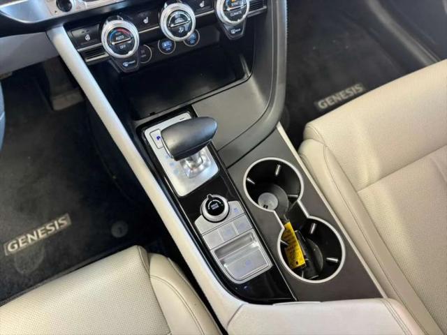 2022 Genesis G70 2.0T AWD