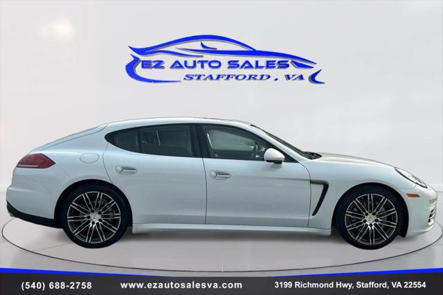 2016 Porsche Panamera 4