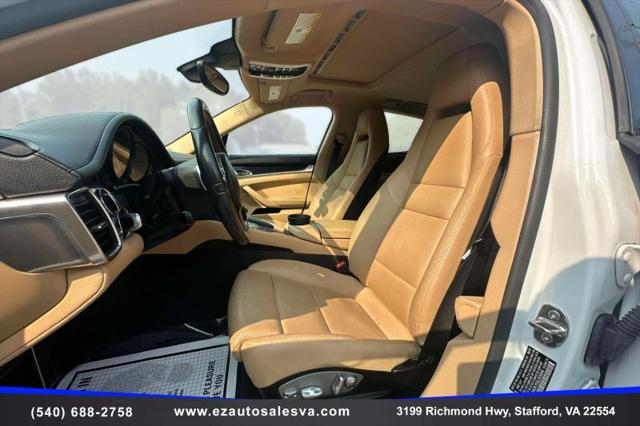 2016 Porsche Panamera 4