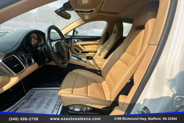 2016 Porsche Panamera 4