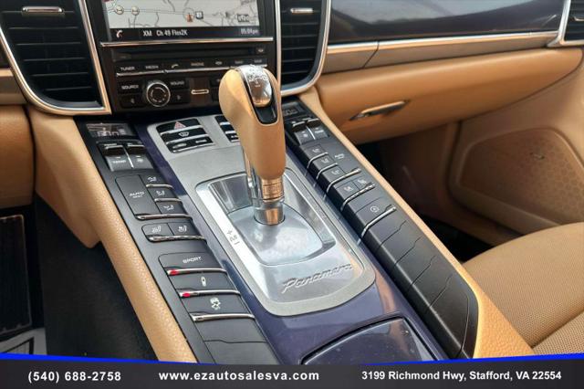 2016 Porsche Panamera 4
