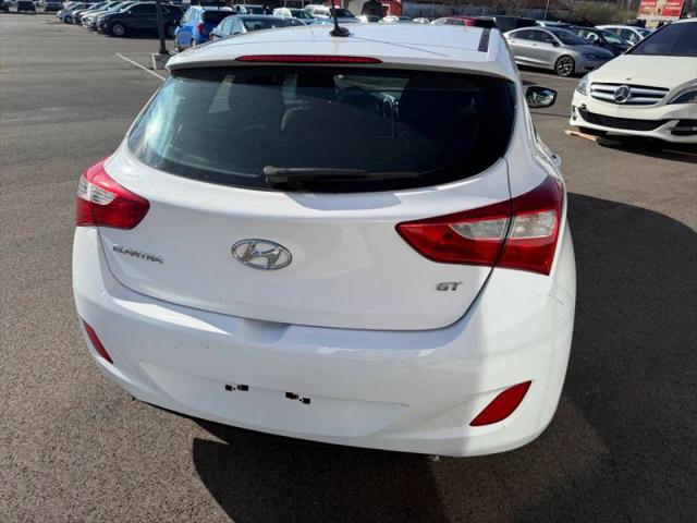 2017 Hyundai Elantra GT Base