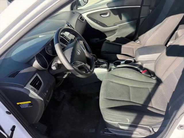 2017 Hyundai Elantra GT Base