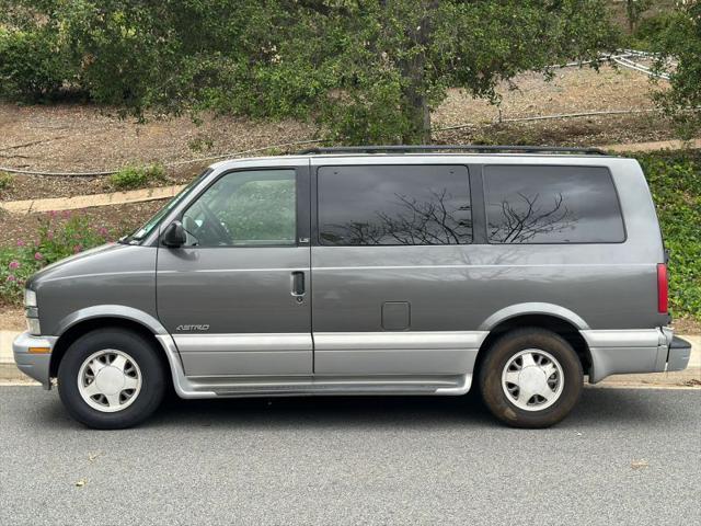 2000 Chevrolet Astro Base