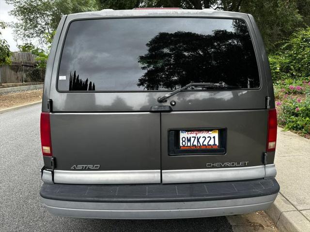 2000 Chevrolet Astro Base