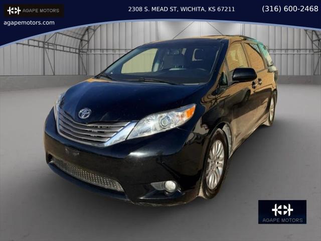2015 Toyota Sienna XLE 8 Passenger for sale in Wichita, KS