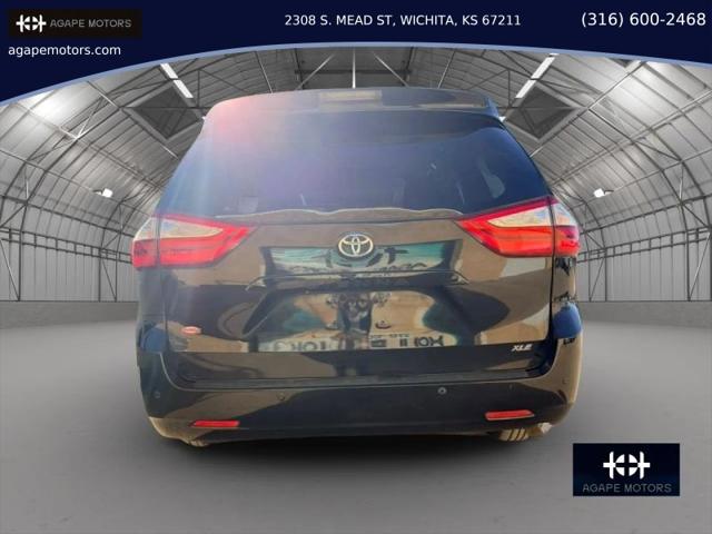 2015 Toyota Sienna XLE 8 Passenger