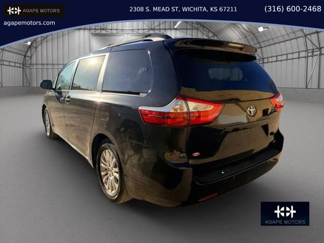 2015 Toyota Sienna XLE 8 Passenger