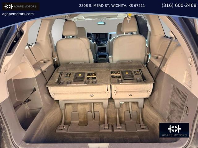2015 Toyota Sienna XLE 8 Passenger