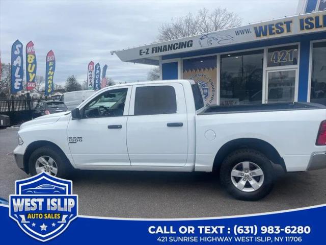 2022 Ram 1500 Classic SLT Crew Cab 4x4 5'7" Box