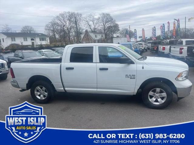 2022 Ram 1500 Classic SLT Crew Cab 4x4 5'7" Box