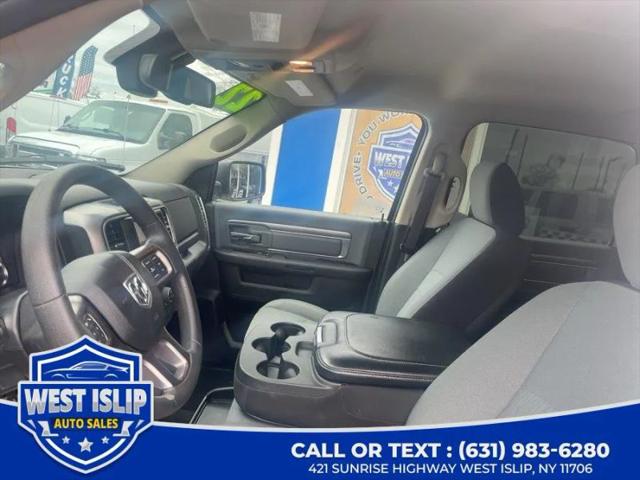 2022 Ram 1500 Classic SLT Crew Cab 4x4 5'7" Box