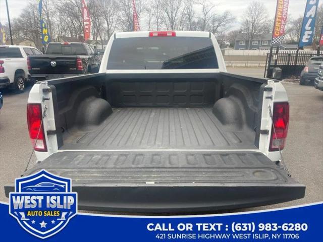 2022 Ram 1500 Classic SLT Crew Cab 4x4 5'7" Box