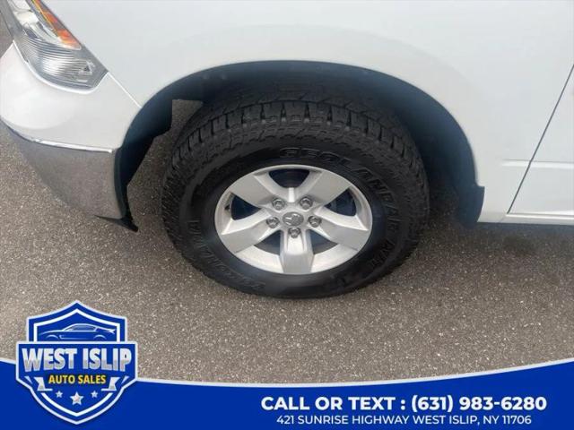 2022 Ram 1500 Classic SLT Crew Cab 4x4 5'7" Box
