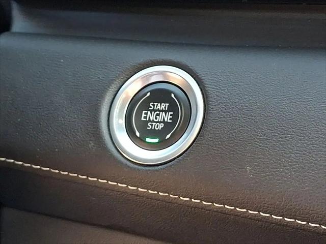 2023 Cadillac Escalade 4WD Premium Luxury