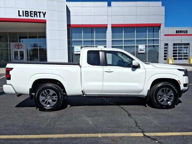 2025 Nissan Frontier King Cab SV 4x4